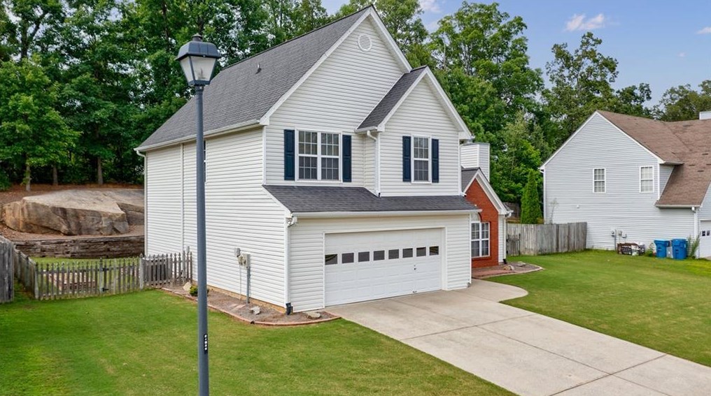 1585 Heatherton Rd, Dacula, GA 30019