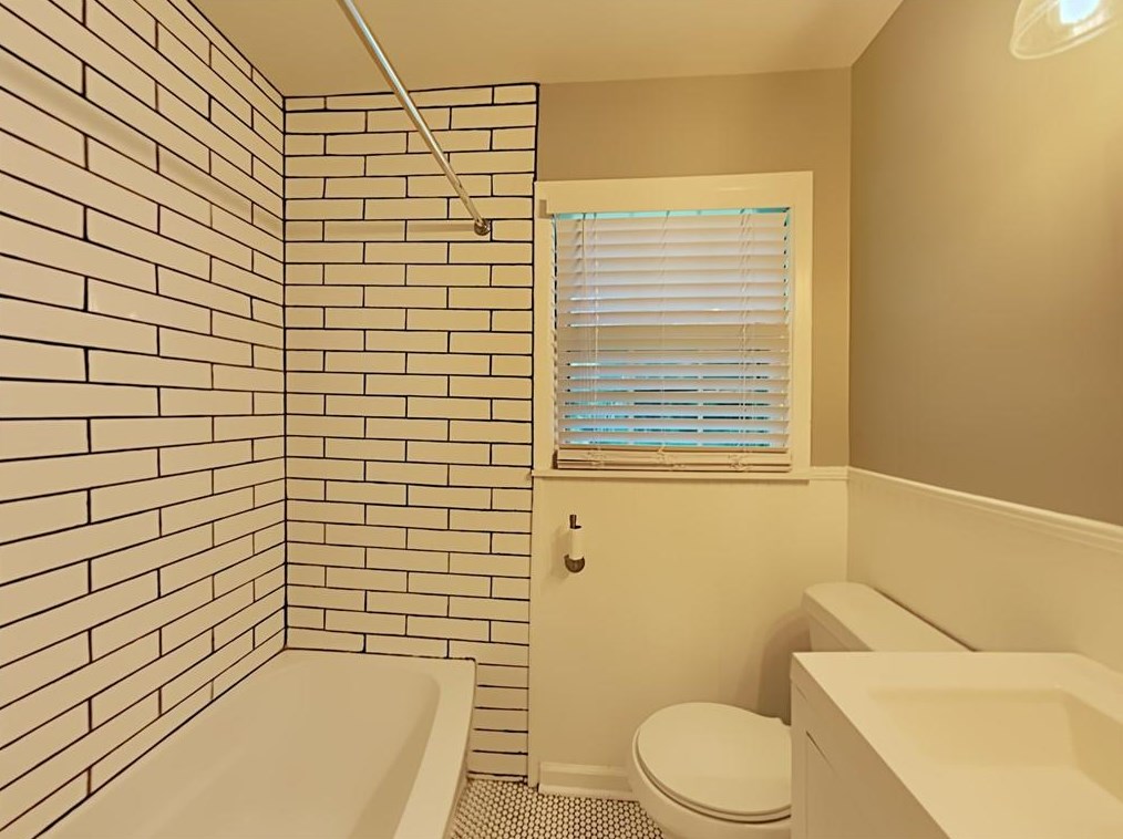 1068 Druid Hills Cir, Decatur GA  30033-4215 exterior