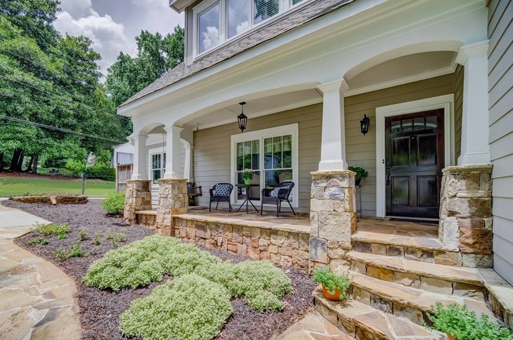 633 Coventry Rd, Decatur GA  30030-5011 exterior