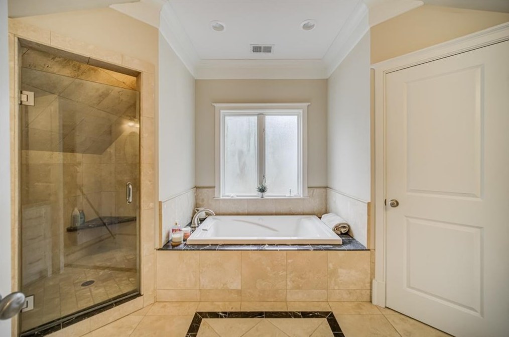 633 Coventry Rd, Decatur GA  30030-5011 exterior