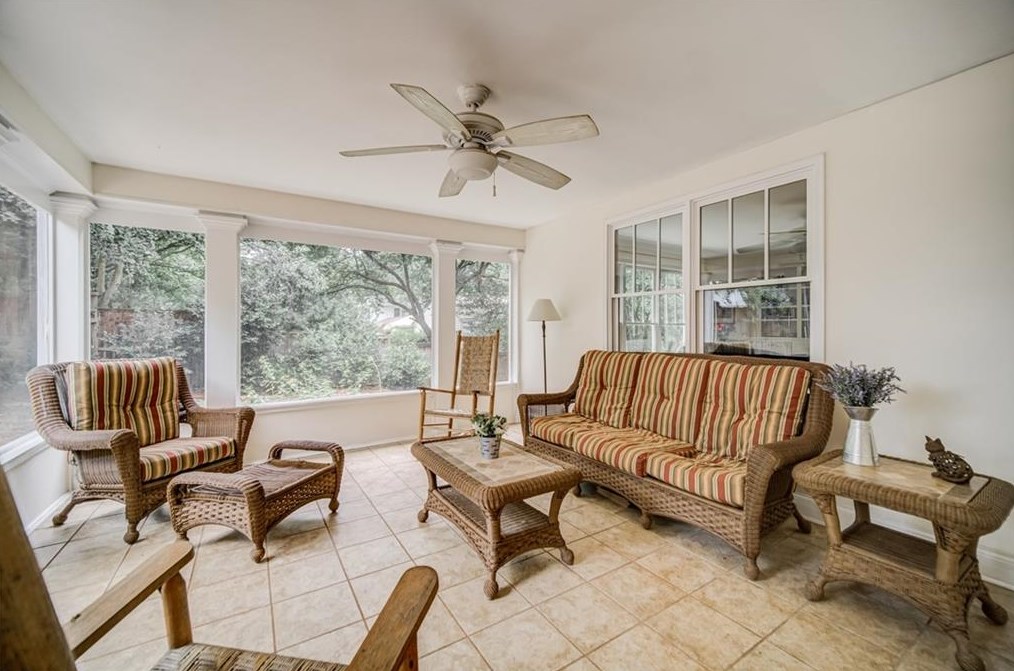 633 Coventry Rd, Decatur GA  30030-5011 exterior