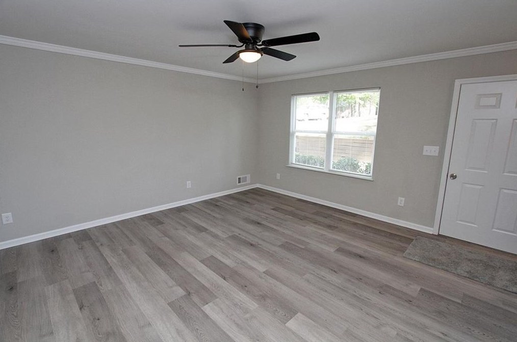 402 Downing St, Lawrenceville, GA 30046