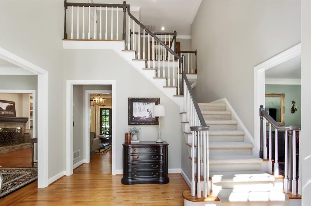 11945 Wildwood Springs Dr, Roswell, GA 30075-1846