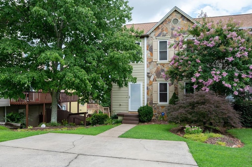 1776 Barrington Overlook, Marietta, GA 30066-4920