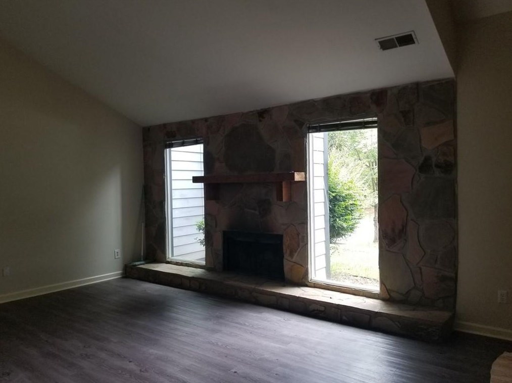 235 Heathersett Dr Sw, Marietta, GA 30064