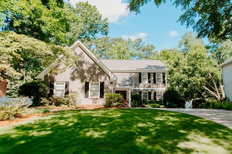 1392 Cedar Post Ct, Decatur, GA 30033