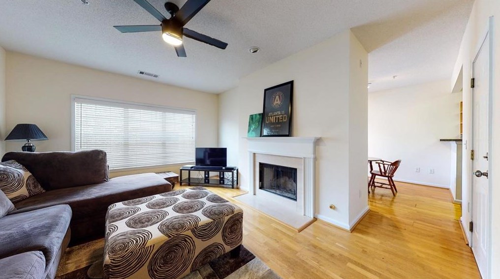 7111 Woodland Ln, Alpharetta, GA 30009-8722