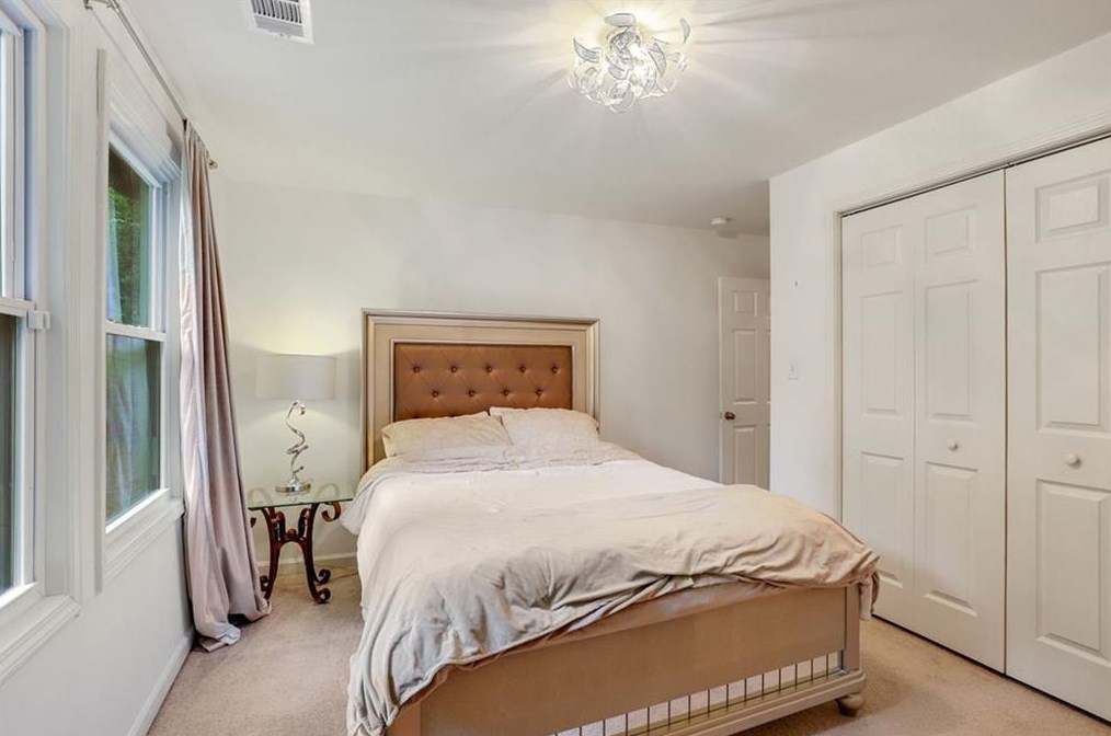 3354 Pinehill Dr, Decatur GA  30032-2903 exterior