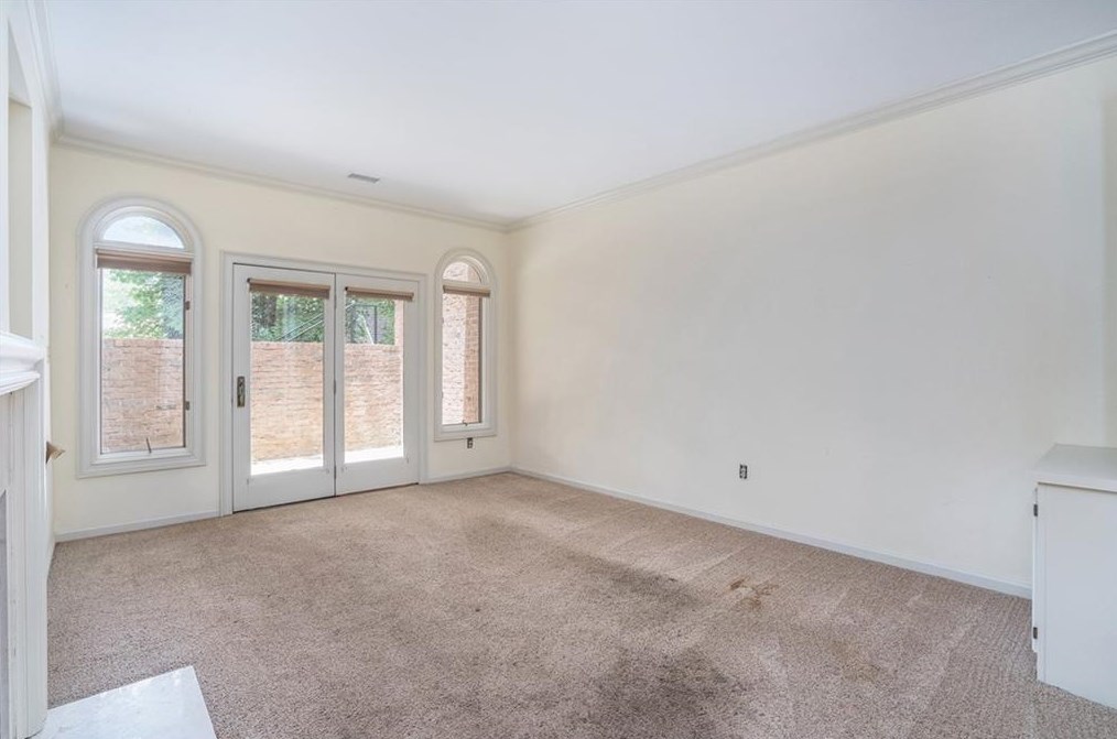 25 Westfair Ct, Atlanta GA  30328-1658 exterior