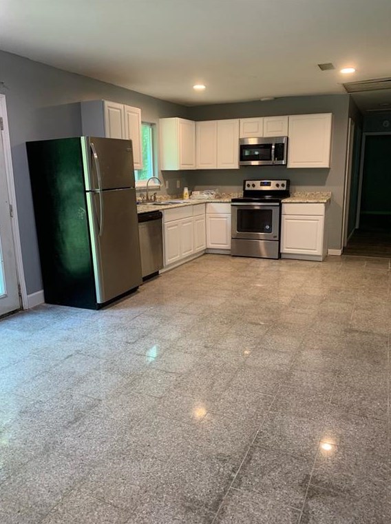 64 Andover Dr, Jonesboro, GA 30238-4702