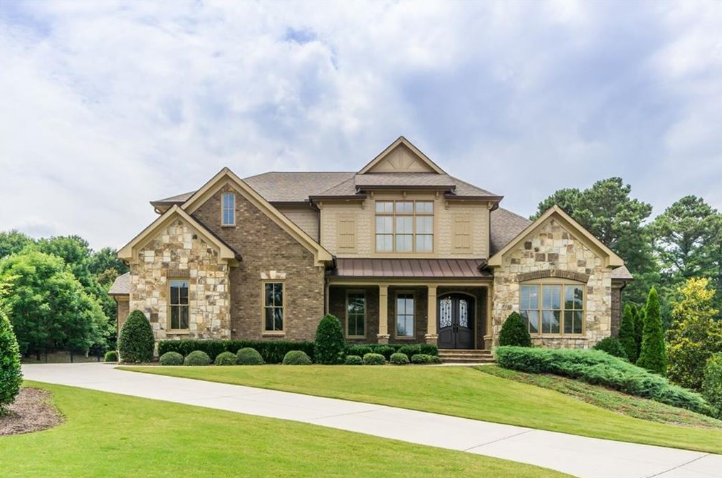 115 Newcastle Ct, Roswell, GA 30076-1849