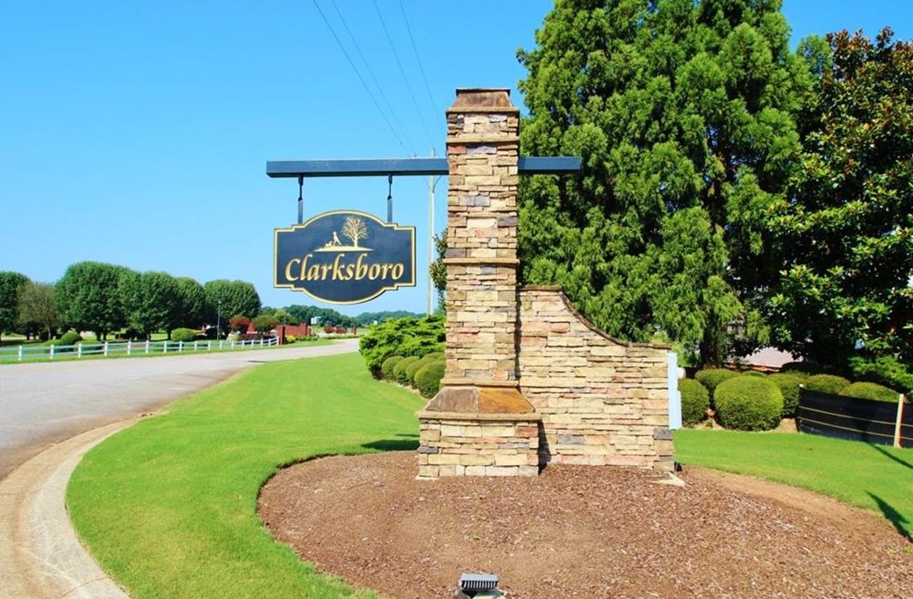 253 Clarksboro Dr, Athens, GA 30607-3197