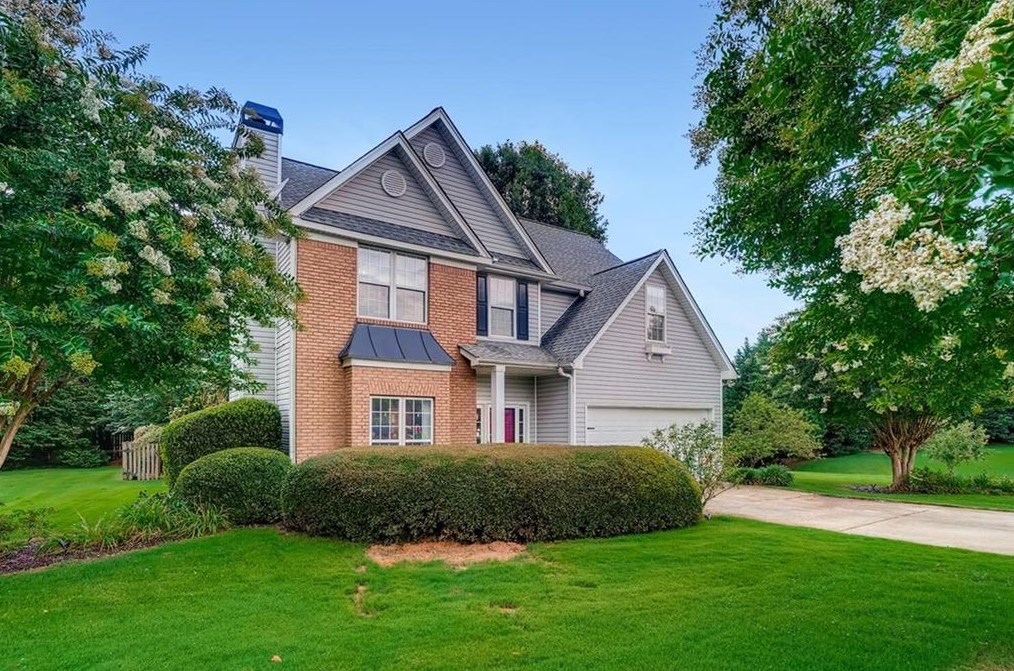 6225 Turnberry Ln, Flowery Branch, GA 30542-5443
