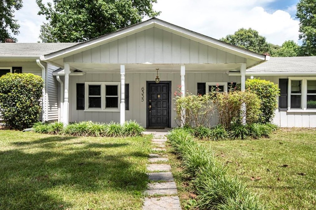 6335 W County Line Rd, Lula, GA 30554