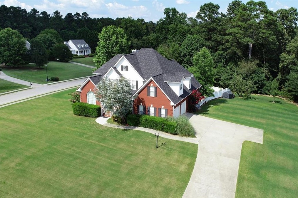 433 Aberdeen Way, Winder, GA 30680-4096