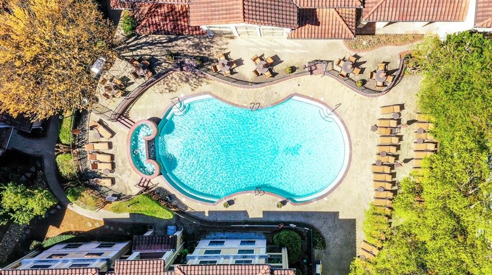 3777 Peachtree Rd, Atlanta GA  30319-5248 exterior