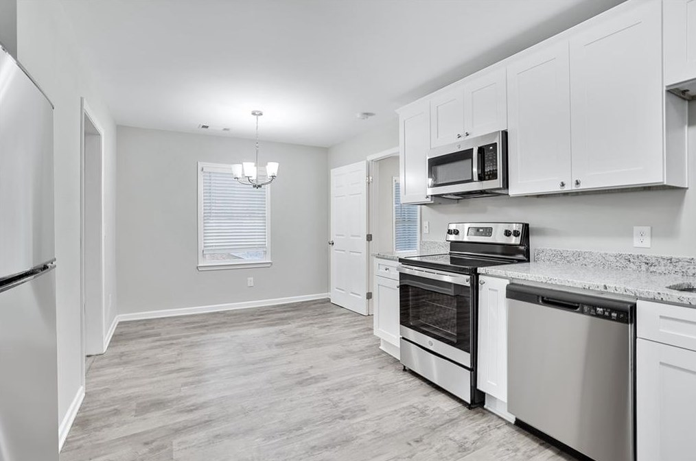 2303 Pinewood Dr, Decatur GA  30032-5435 exterior