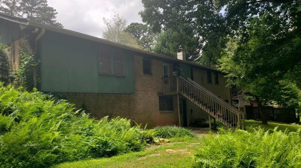 246 Sandra Dr Nw, Lilburn, GA 30047