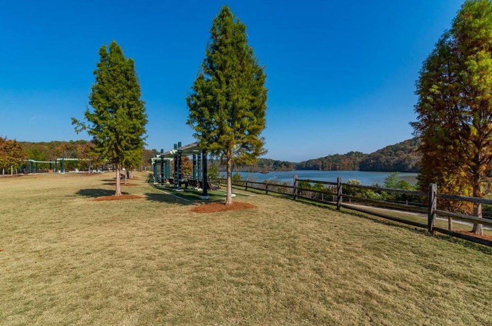 100 Wyndham Dr, Atlanta GA  30328-2045 exterior