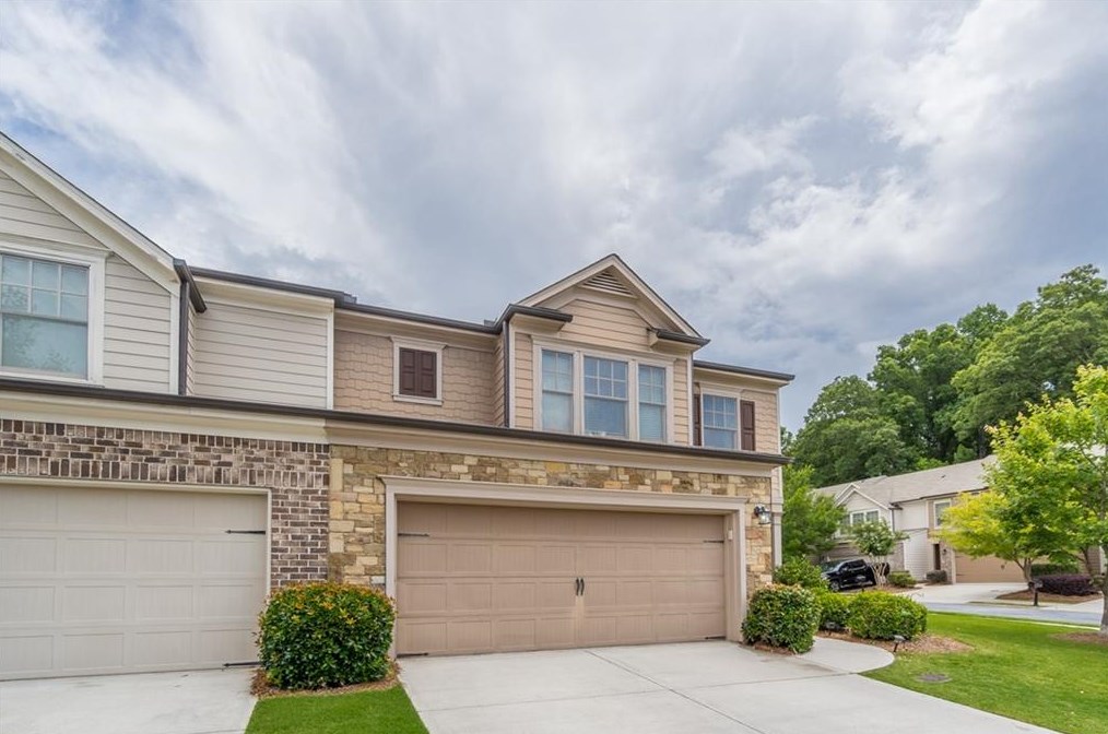 815 Middleton Pl, Alpharetta, GA 30004-0559