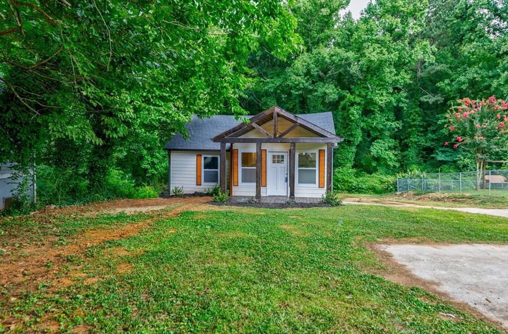3143 Oakcliff Rd, Atlanta GA  30311-1020 exterior