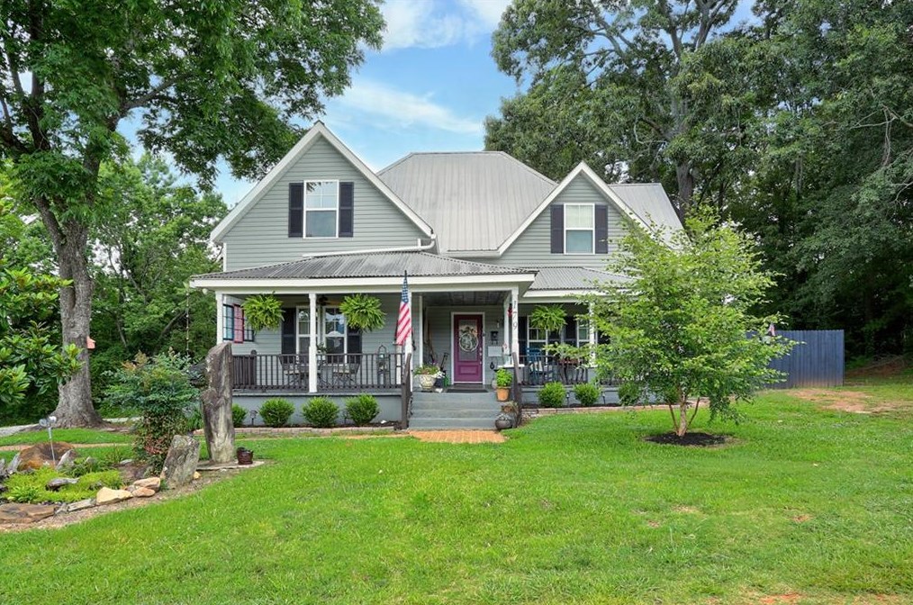 179 Sunshine Cir, Cornelia, GA 30531-3281