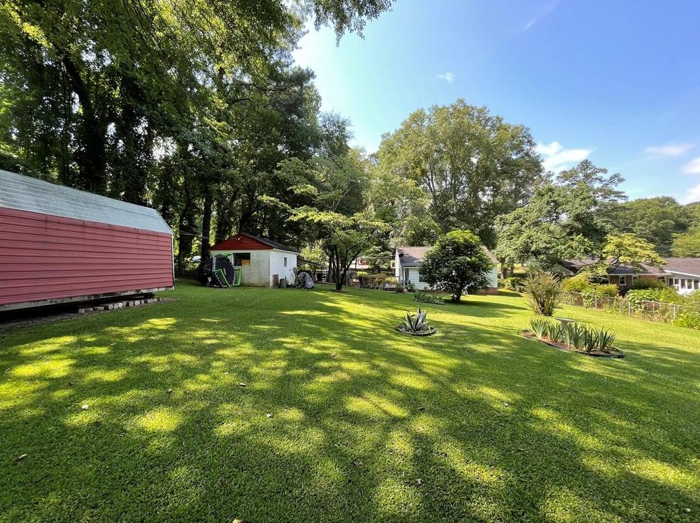 252 Hilltop Circle Sw, Mableton, GA 30126