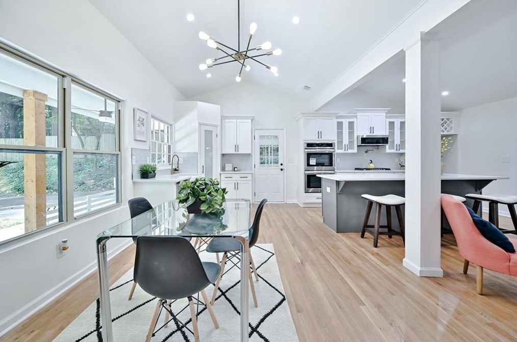 3356 Thornewood Dr, Atlanta GA  30340-4024 exterior