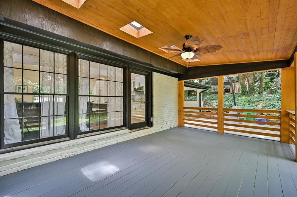 3356 Thornewood Dr, Atlanta GA  30340-4024 exterior