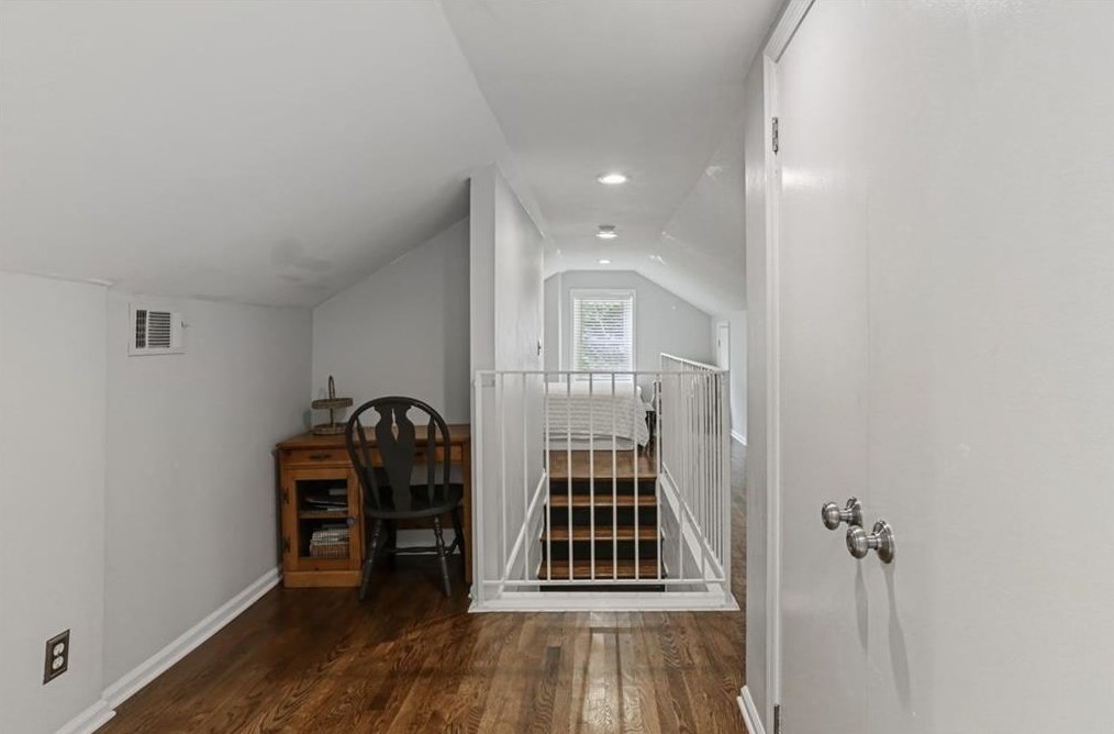 511 Superior Ave, Decatur GA  30030-1404 exterior