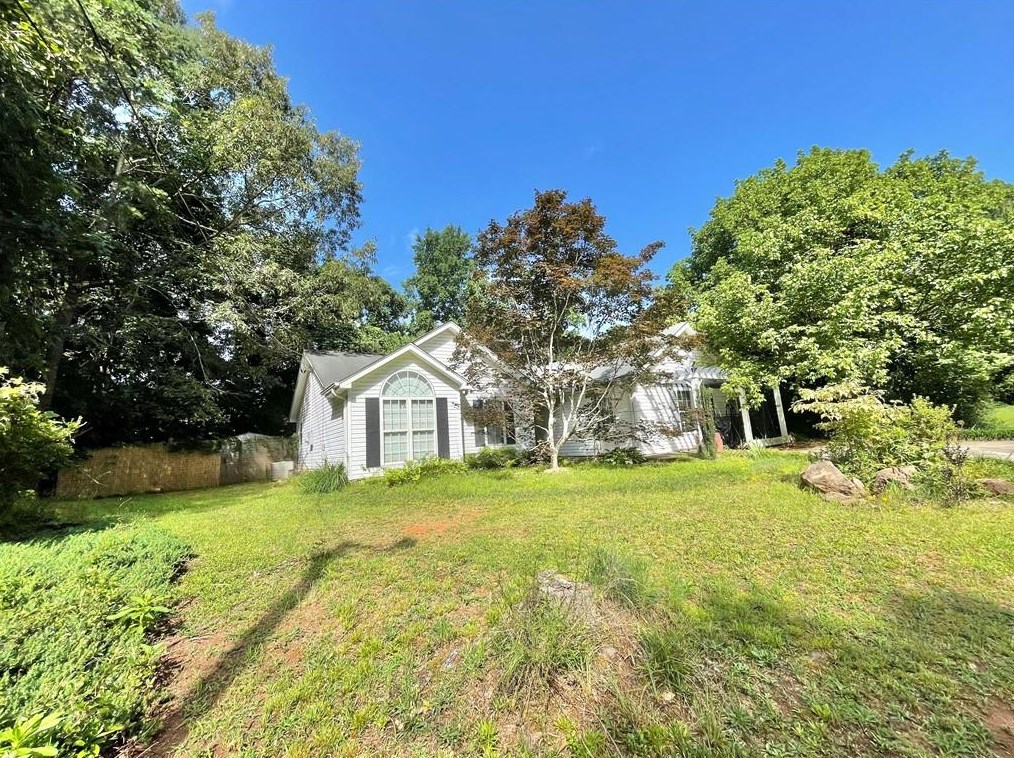 4714 Log Cabin Rd, Gainesville, GA 30504-5239