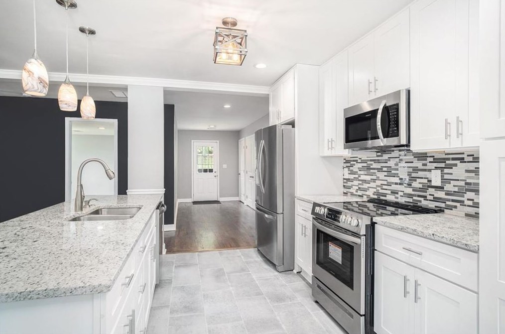 2765 Wedgewood Ter, Decatur GA  30032-5520 exterior