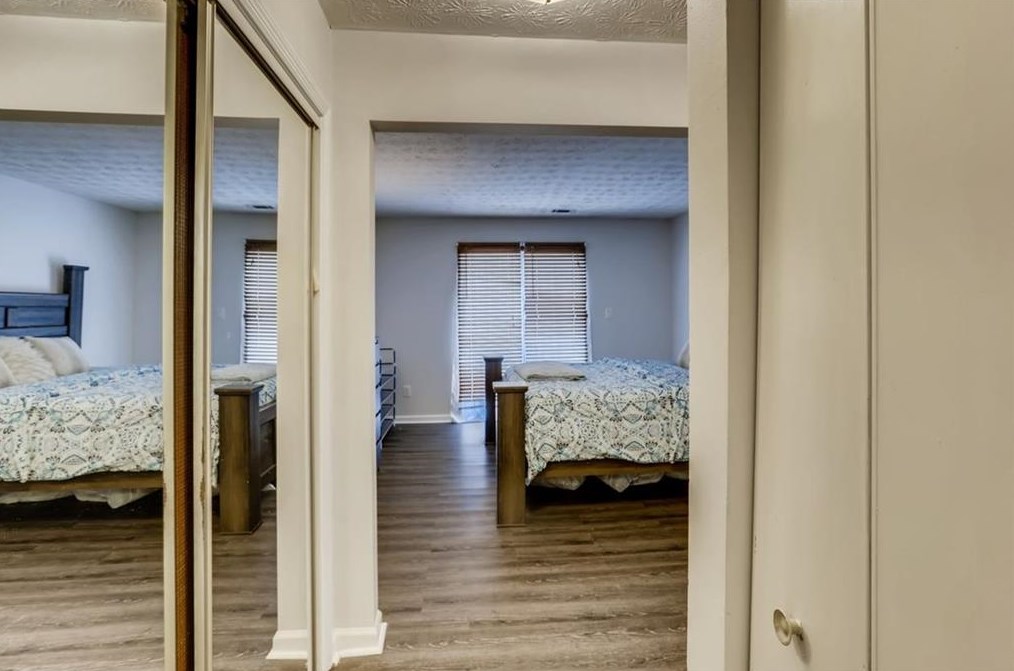 1957 Brian Way, Decatur GA  30033-3817 exterior