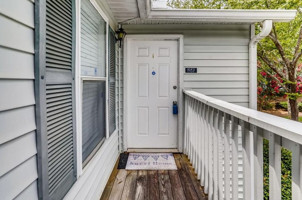 1957 Brian Way, Decatur, GA 30033-3817