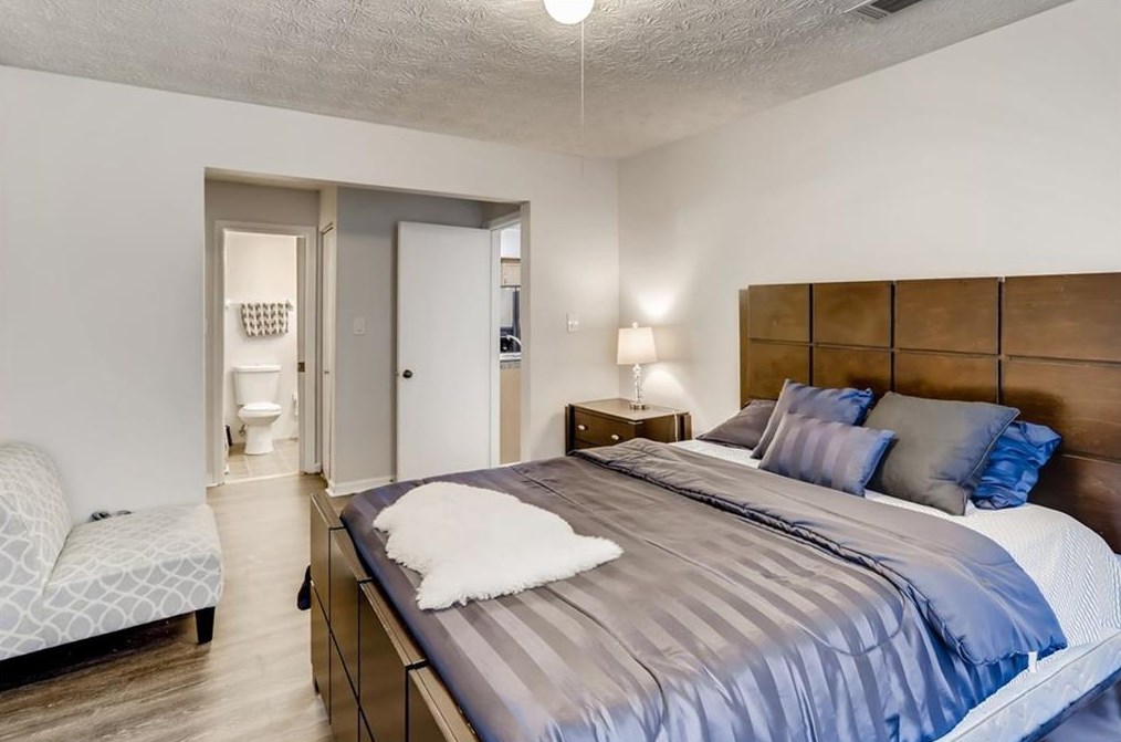 1957 Brian Way, Decatur GA  30033-3817 exterior