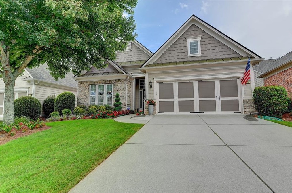 5920 Chimney Rock Dr, Hoschton, GA 30548-4124