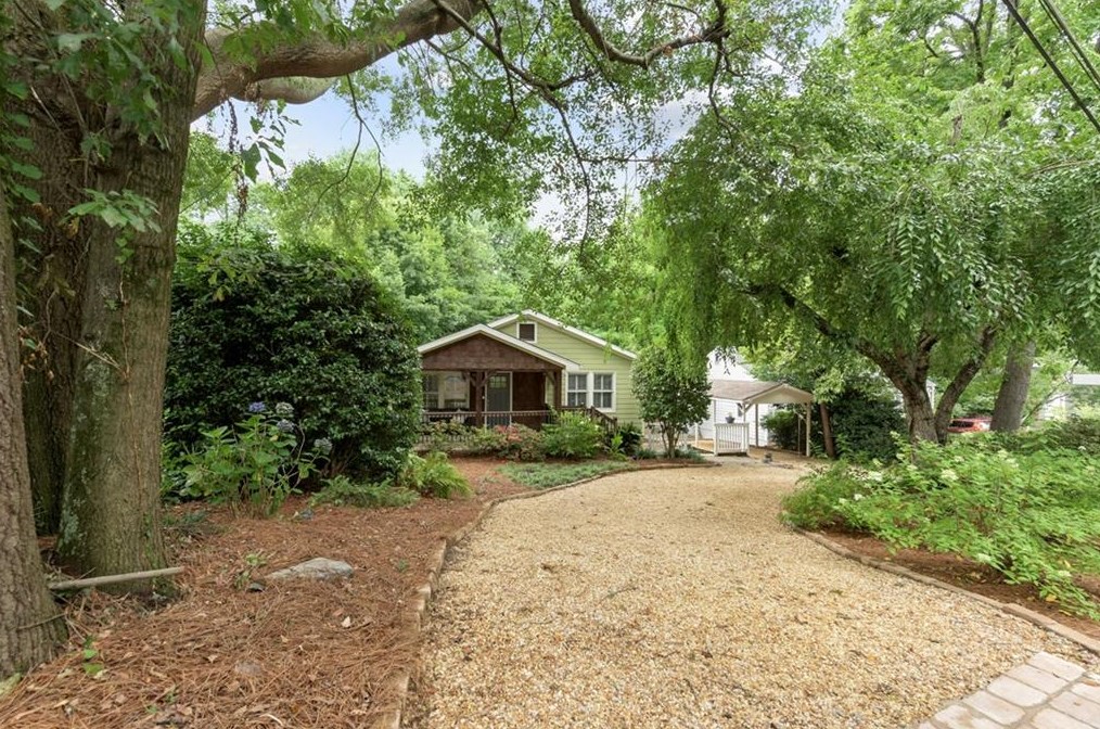 1870 Woodland Hills Ave, Atlanta, GA 30318-3076