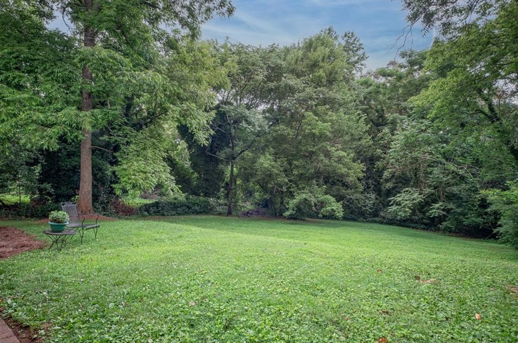 2380 2nd Ave, Decatur GA  30032 exterior