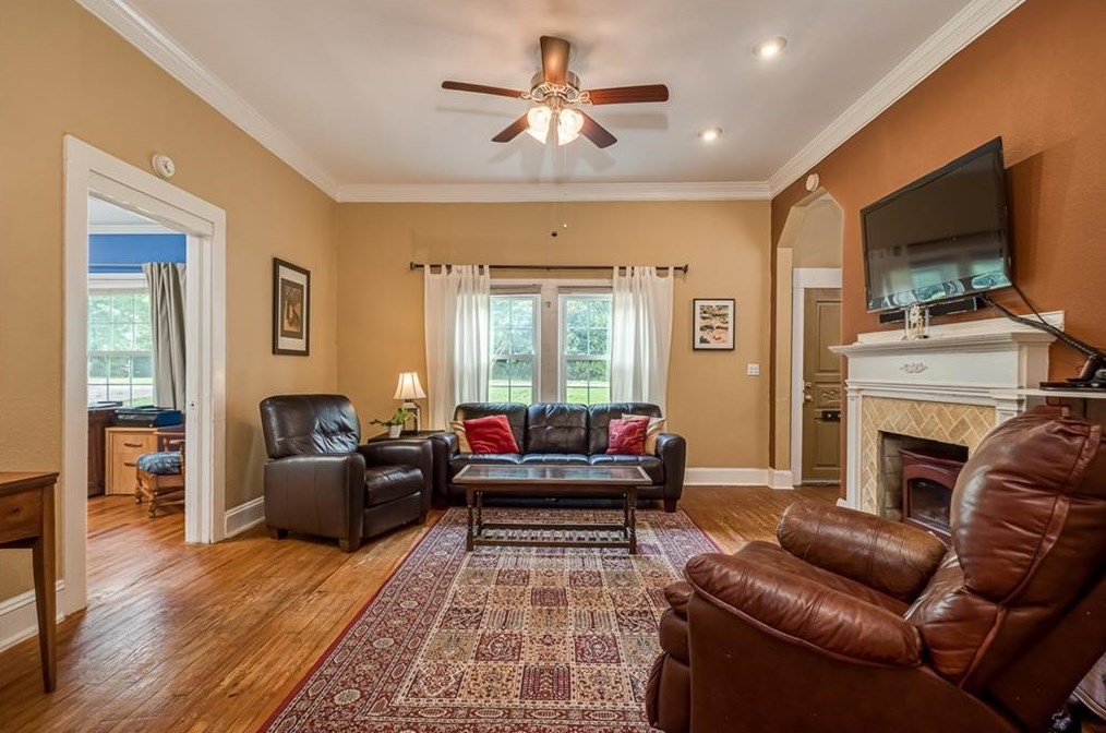 2380 2nd Ave, Decatur GA  30032 exterior