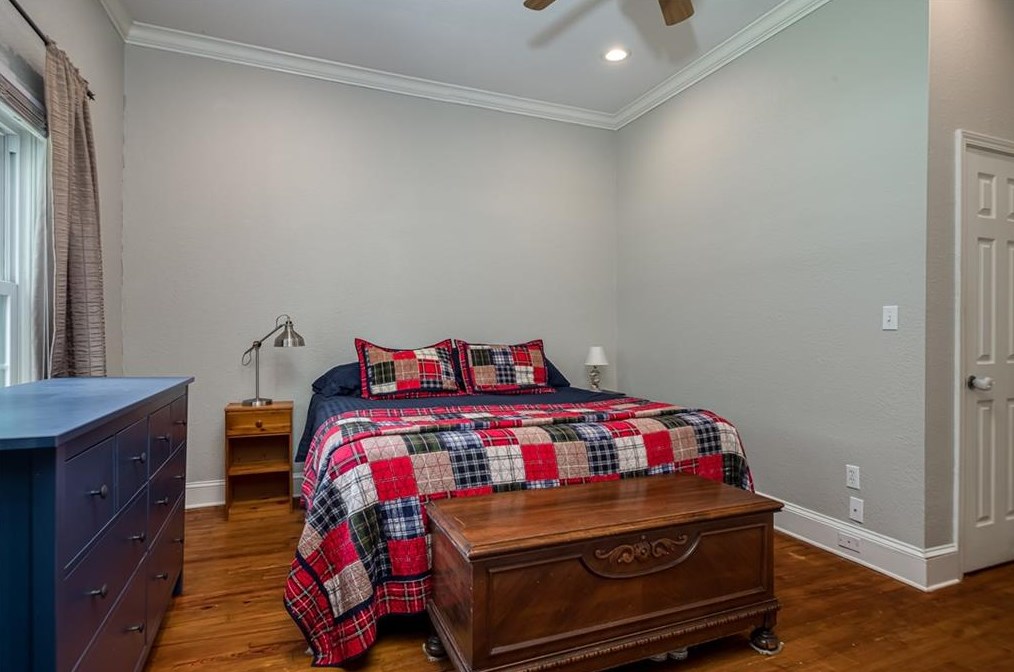 2380 2nd Ave, Decatur GA  30032 exterior