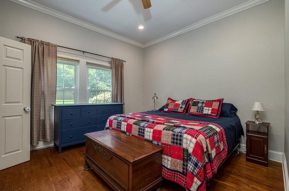 2380 2nd Ave, Decatur GA  30032 exterior