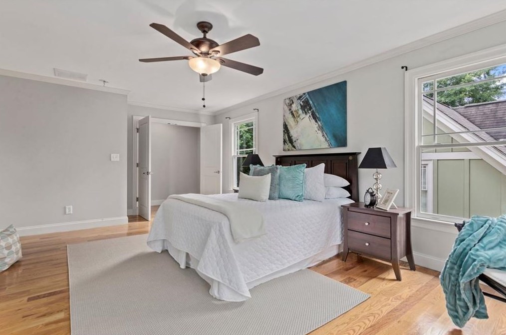 233 Chelsea Dr, Decatur GA  30030-5003 exterior