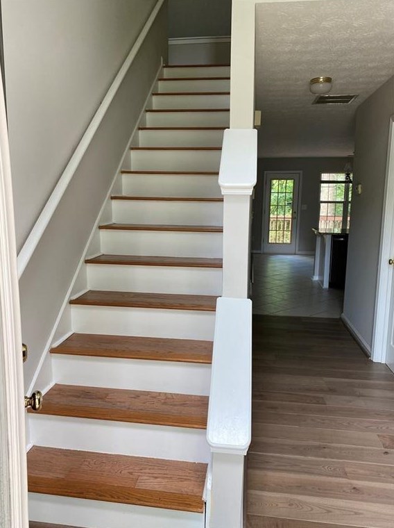 1360 Primrose Dr, Roswell GA  30076-4221 exterior