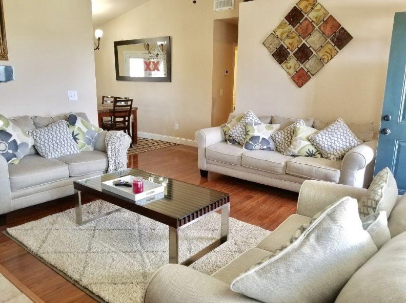 3225 Montgomery Dr, Gainesville, GA 30504