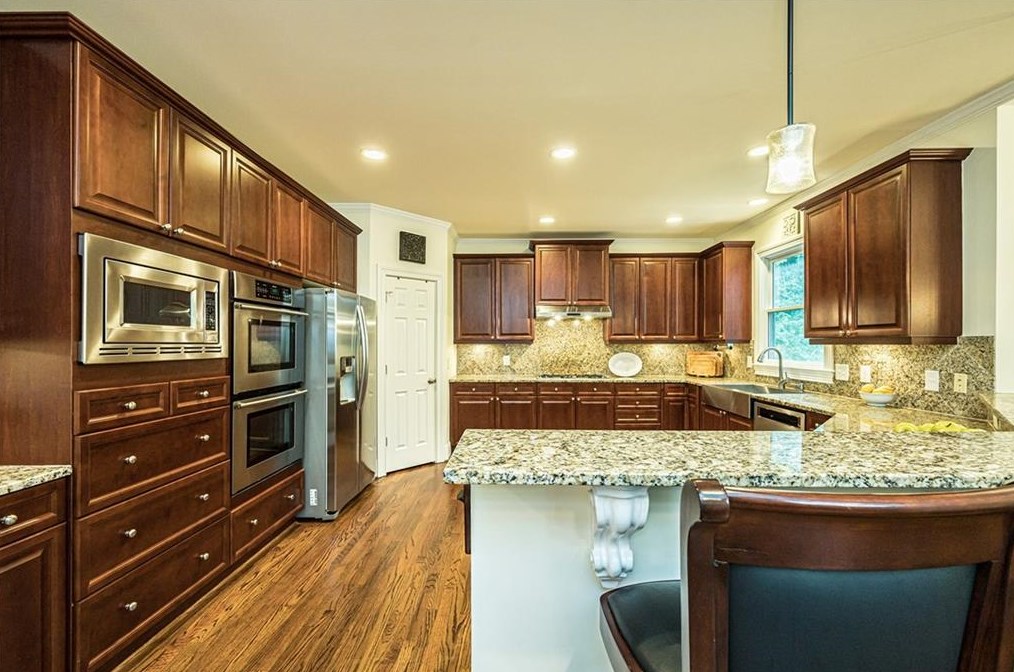 135 Arden Pl, Alpharetta, GA 30022-5218