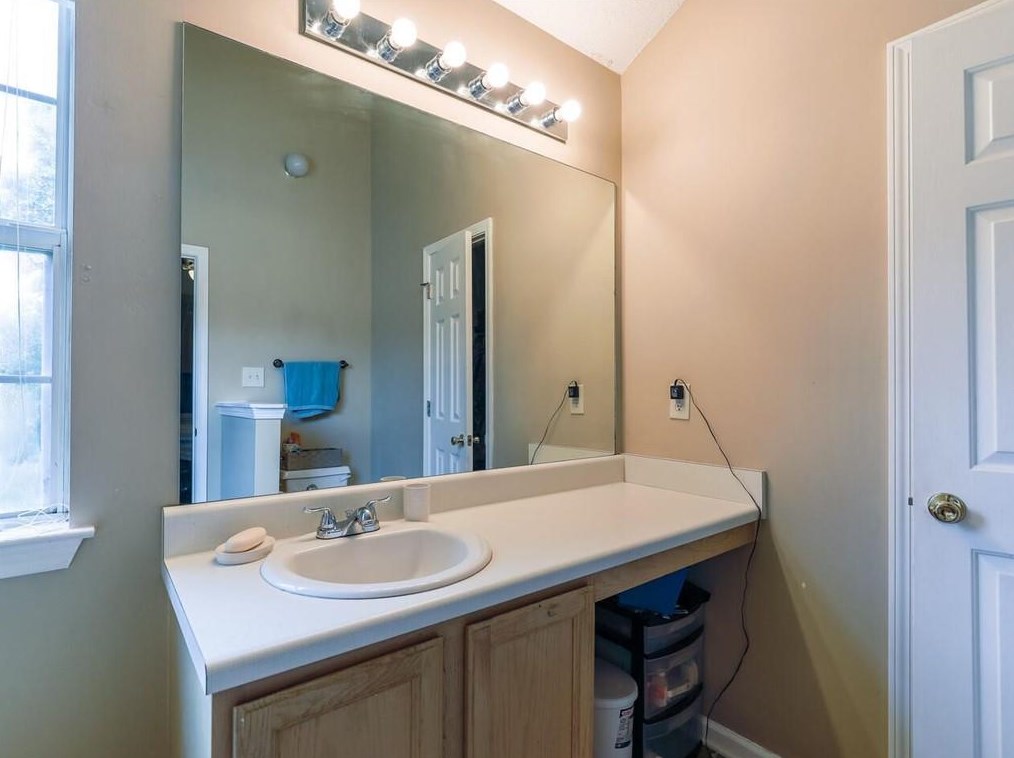 2381 Charleston Ter, Decatur GA  30034-1857 exterior