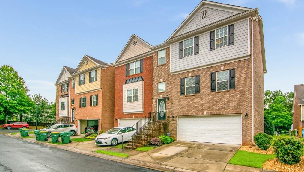 3428 Lockmed Dr, Norcross, GA 30092-7628