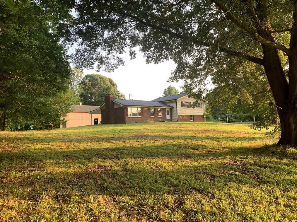 2006 Seals Rd, Dallas, GA 30157-6780