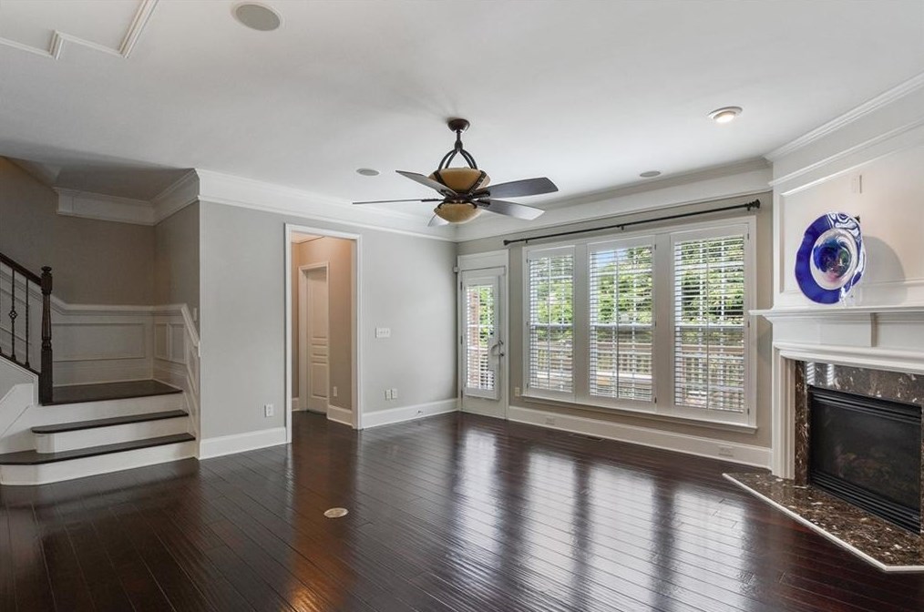 892 West Rd, Atlanta GA  30324-7502 exterior