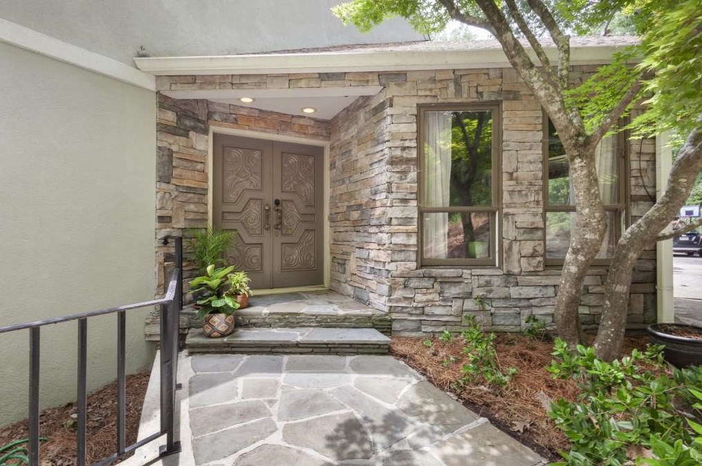 185 River Court Pkwy, Atlanta, GA 30328-1103